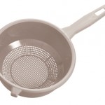 Stainer with handle diam.cm21 dove-grey