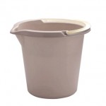 Bucket w/ spout and handle diam. cm28xh25, capacity  lt.8 lime