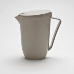 Measuring jug w/cover  dove-grey Lt. 1,5